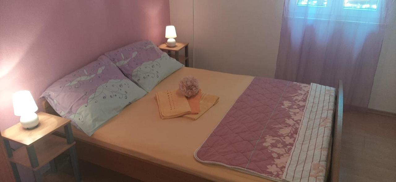 Marin I Vinka Apartment Trogir Bagian luar foto