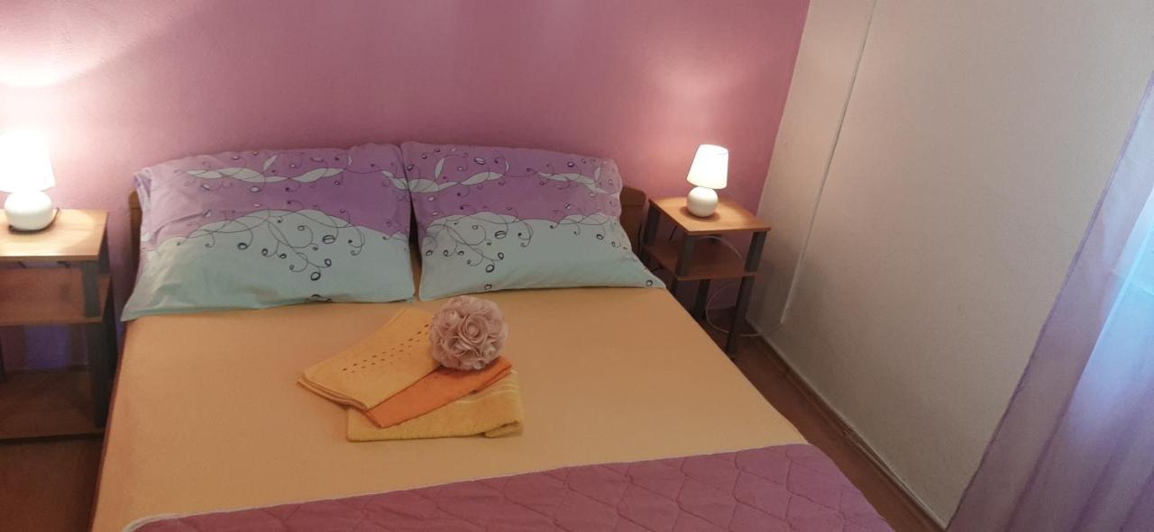 Marin I Vinka Apartment Trogir Bagian luar foto
